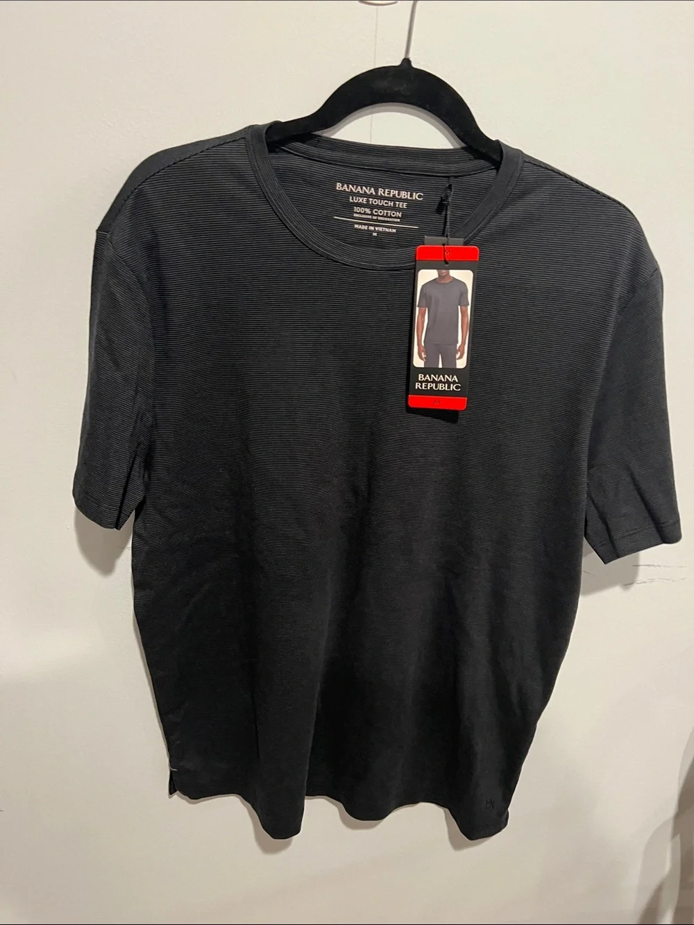 Banana Republic Men’s Black Luxe Touch Short Sleeve Tee